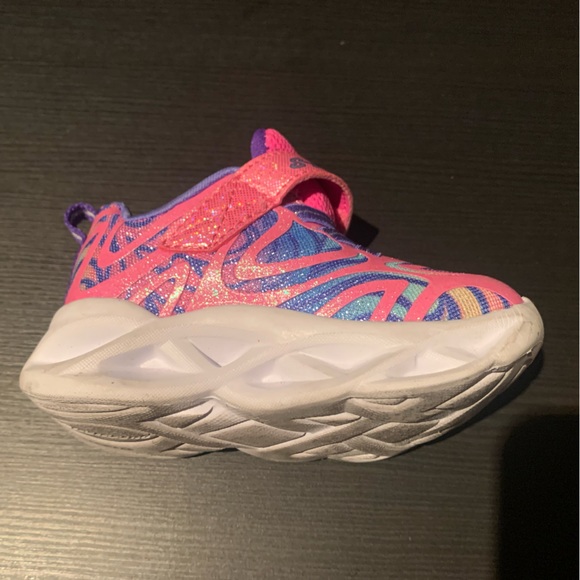 Skechers S light shoes (Size: 5 US) - Picture 8 of 8